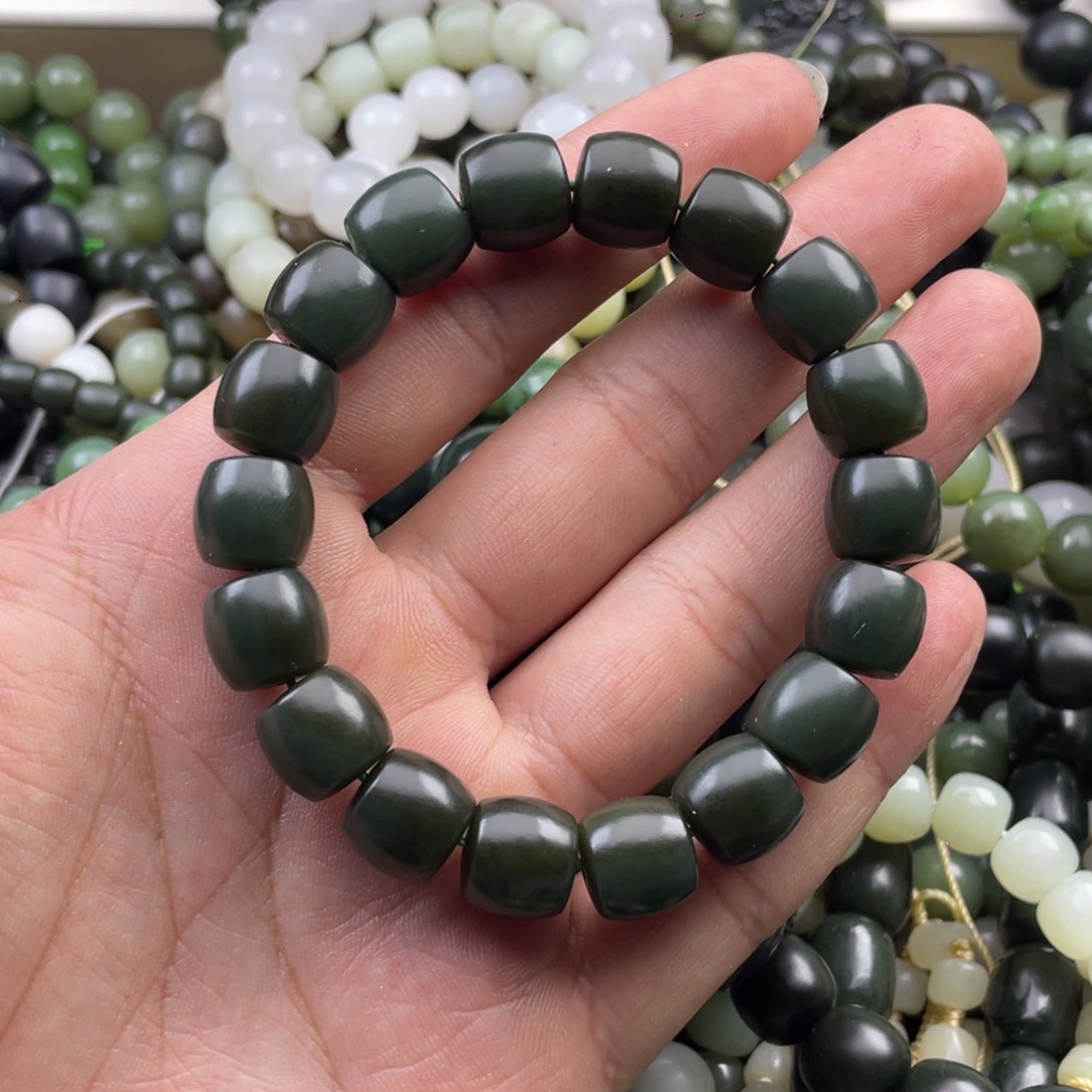 和田玉手串未镶嵌