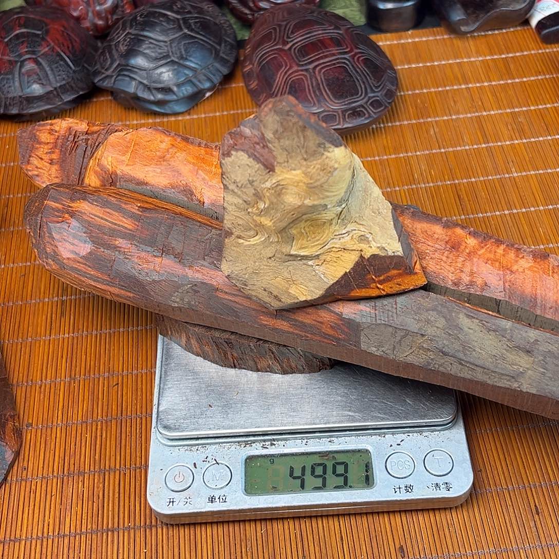 夏***）檀香紫檀（小叶紫檀）