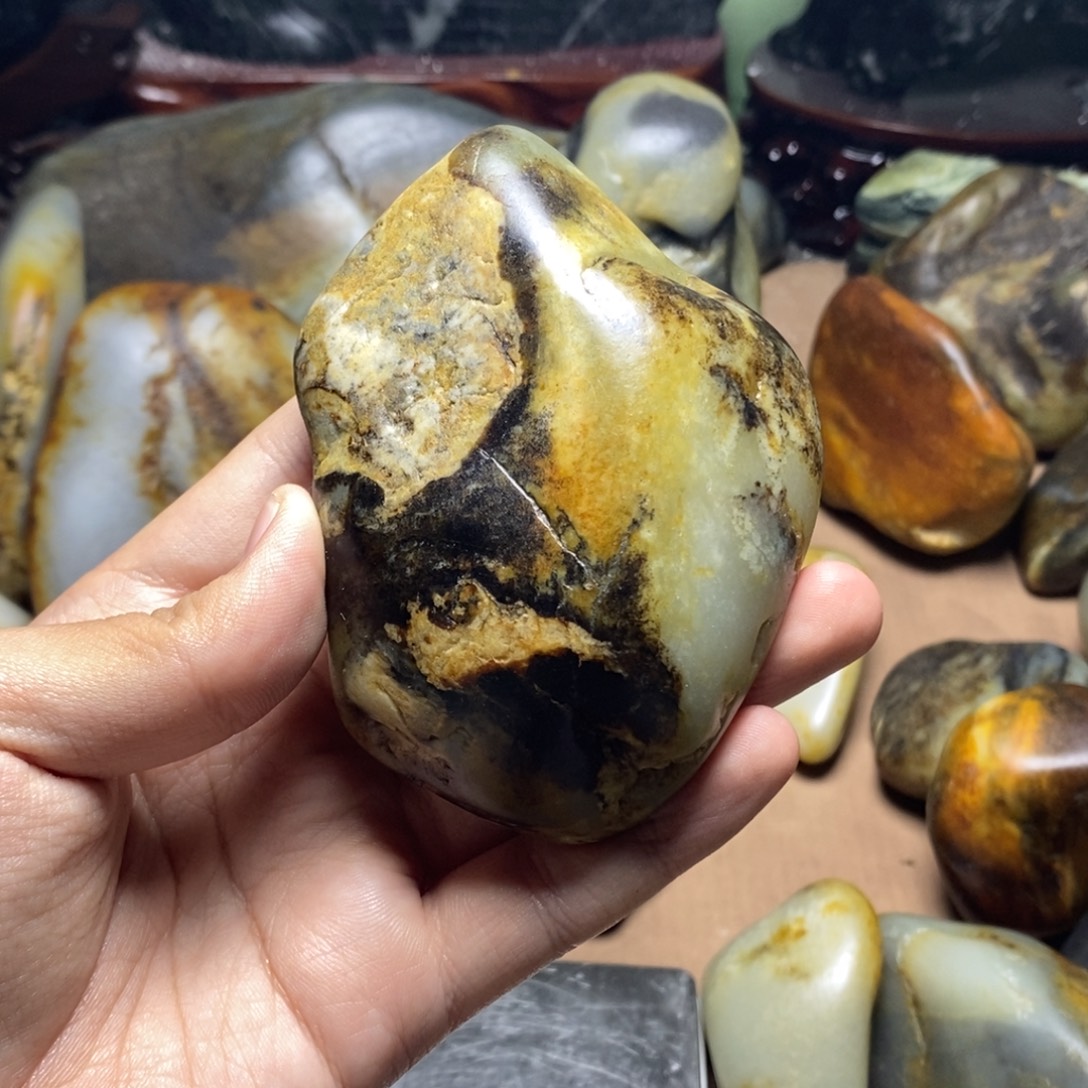 和田玉（子料）未镶嵌摆件