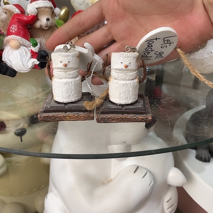 树脂棉花糖雪人两个