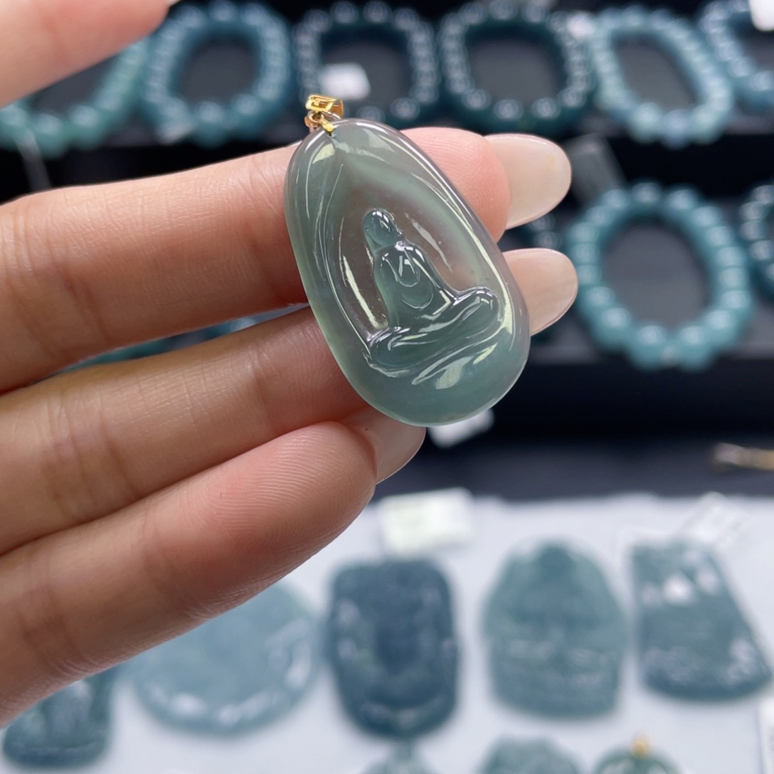 翡翠18K金镶嵌颈饰悟道