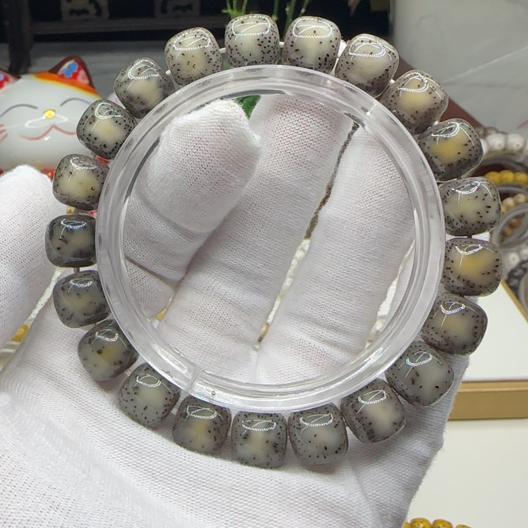 星月菩提手串黑冰糖侧白11×10一朵果a10