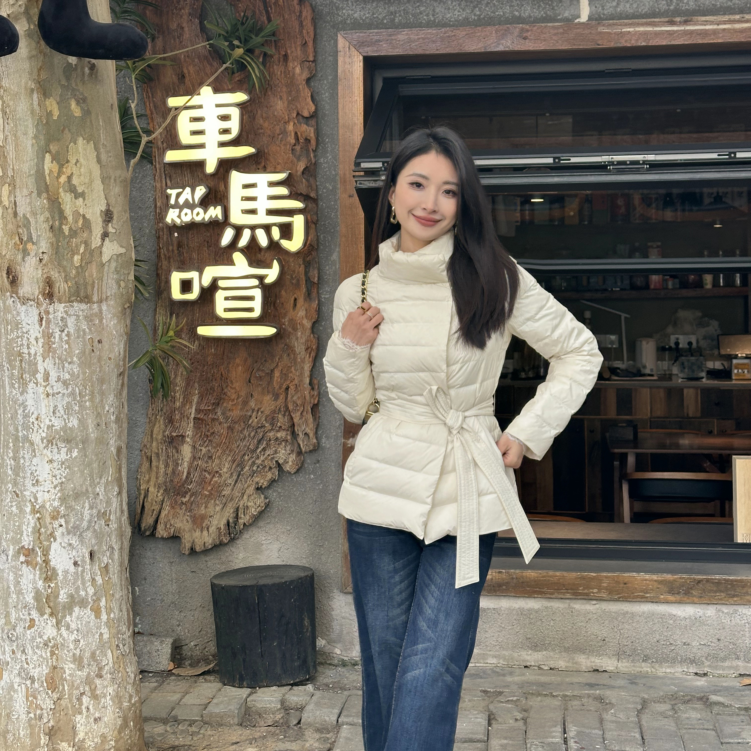 敏敏【赫尔曼之约】90鹅绒可溯源羽绒服女2025冬季新款时尚气质外套