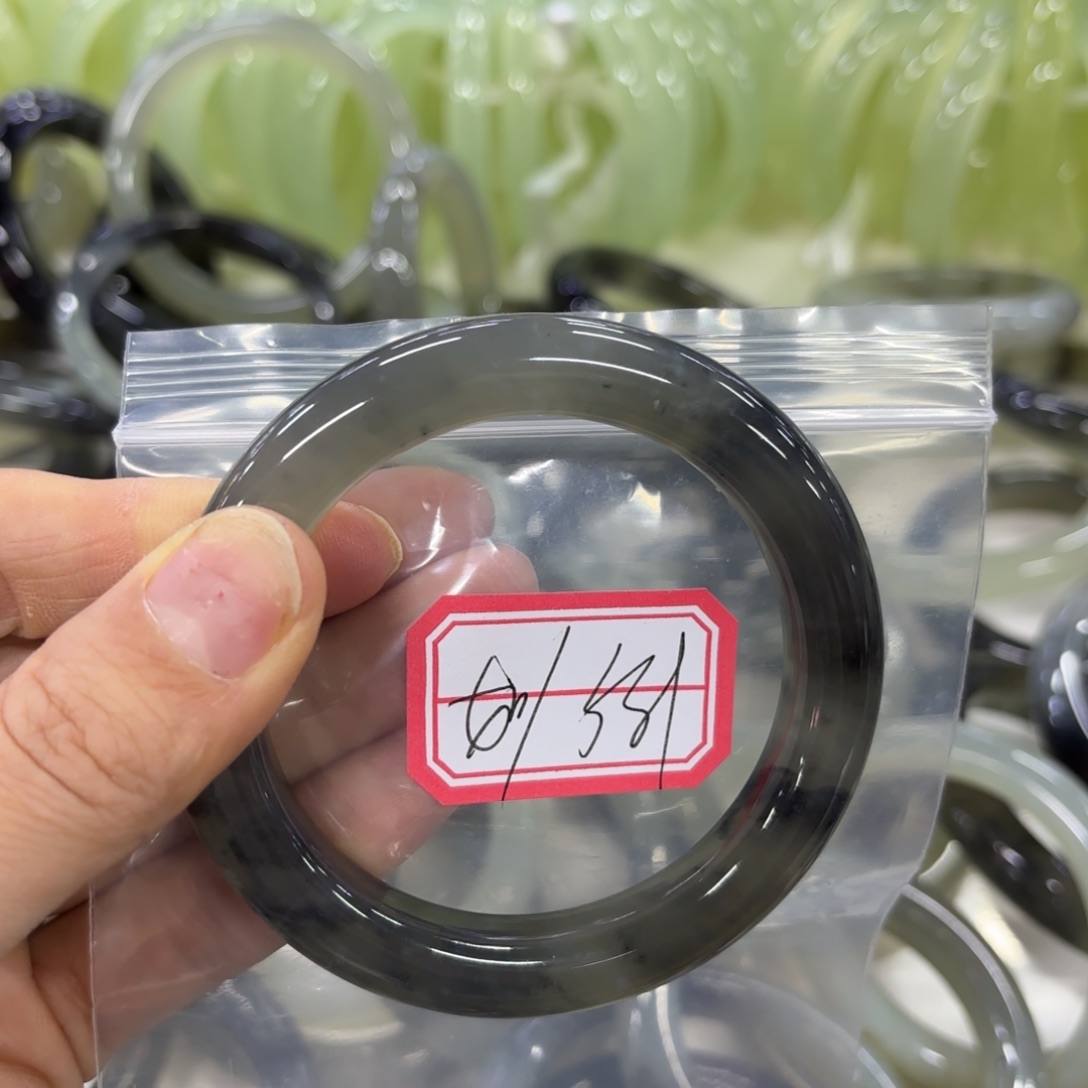 蛇纹石玉手镯未镶嵌如*