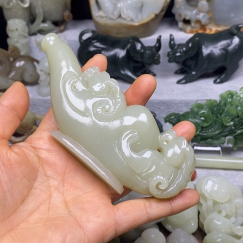 感***生和田玉未镶嵌把件