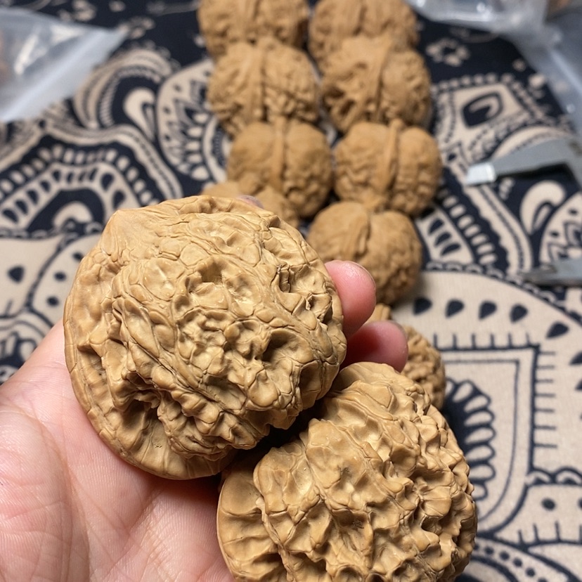 【闪购商品】文玩核桃吊坠攀***?静静