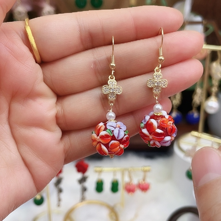 石英质玉耳钉合金花开富贵