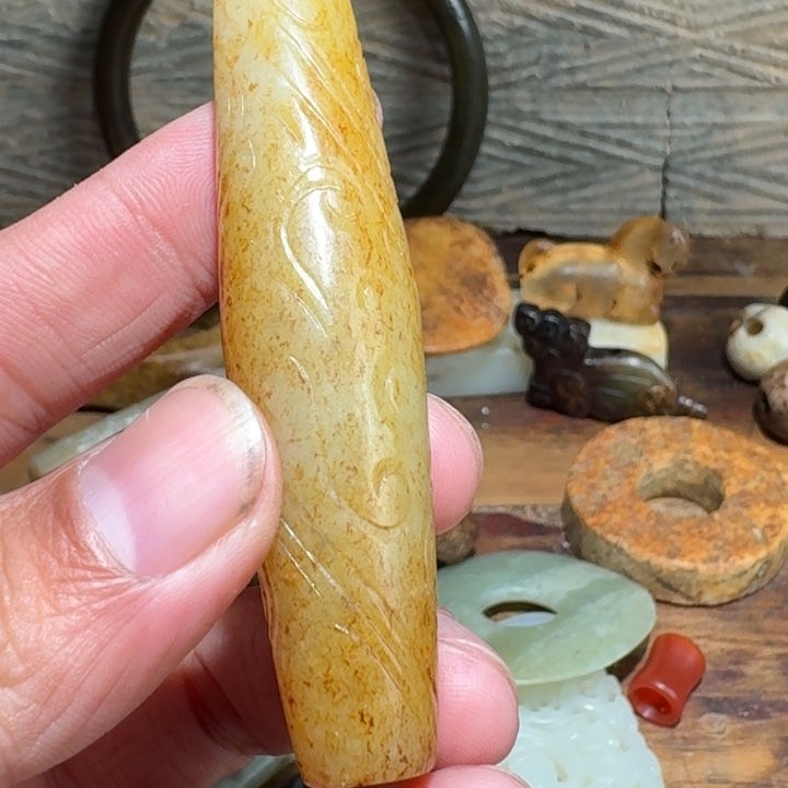 和田玉车挂未镶嵌李**茶