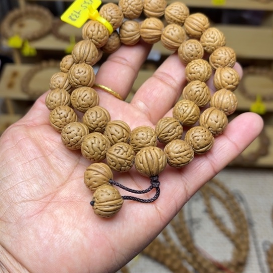 如***水木质野生桃核36颗