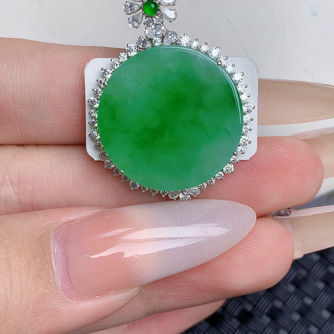 翡翠18K金镶嵌颈饰天然缅甸翡翠a货百元以上9元证书费自理