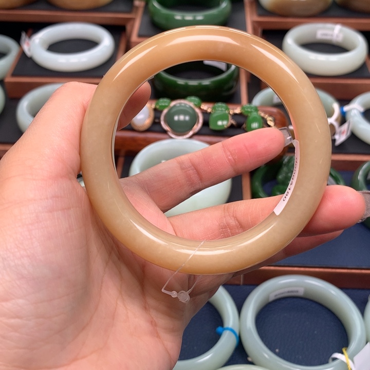 和田玉手镯5859圈口未镶嵌