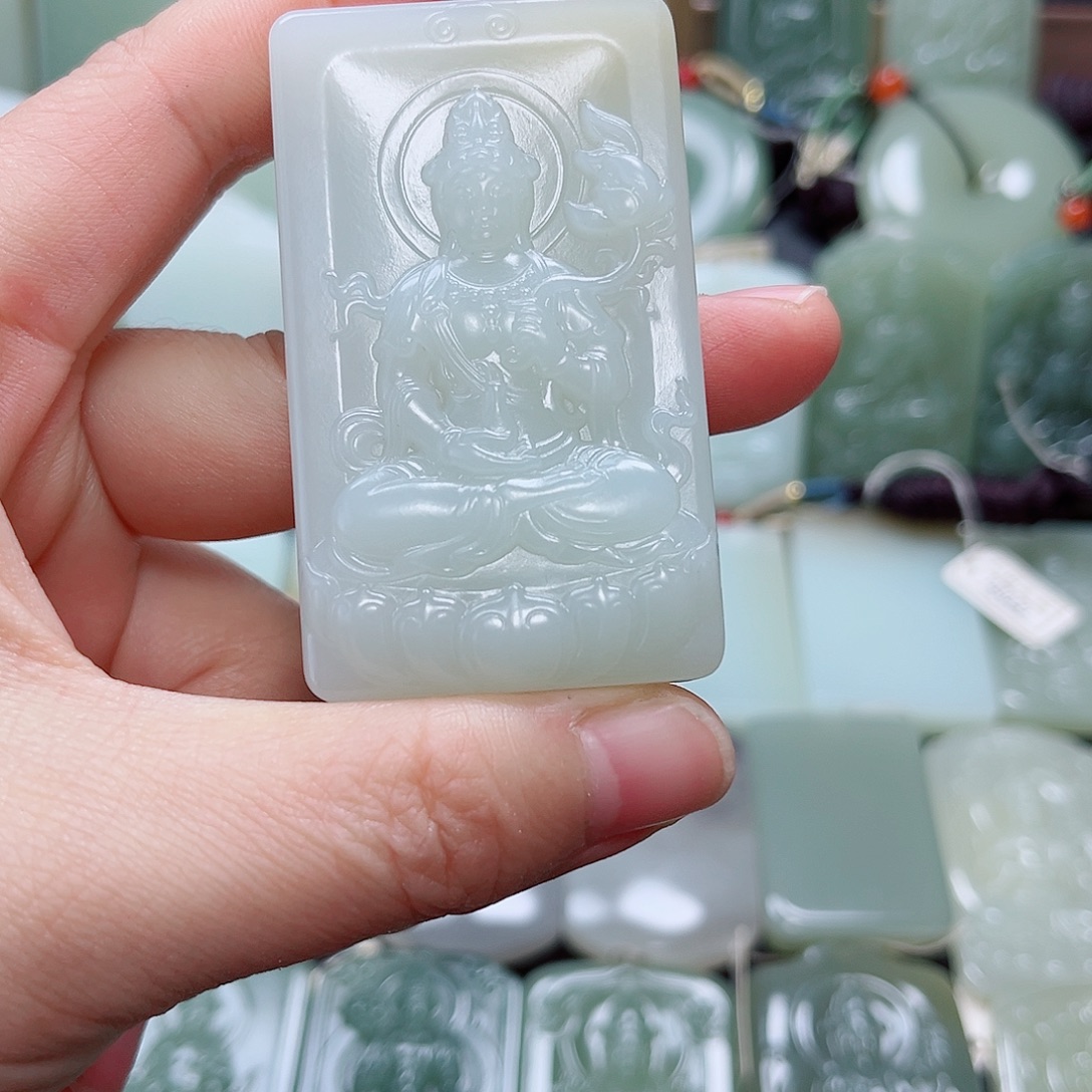 润***泽和田玉未镶嵌颈饰