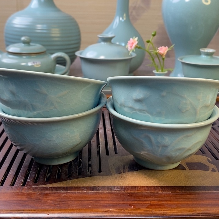 拍一发四汝瓷一一一一