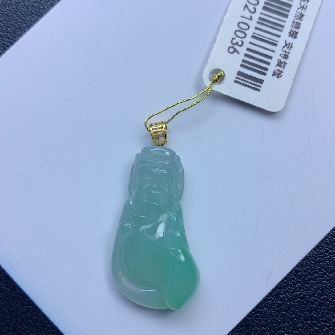 翡翠颈饰未镶嵌财爷