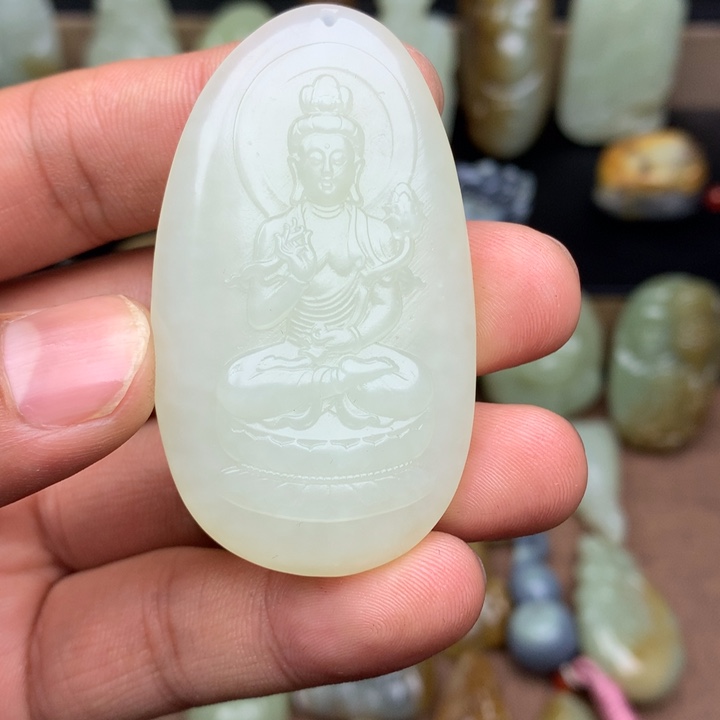 和田玉（糖玉）未镶嵌颈饰