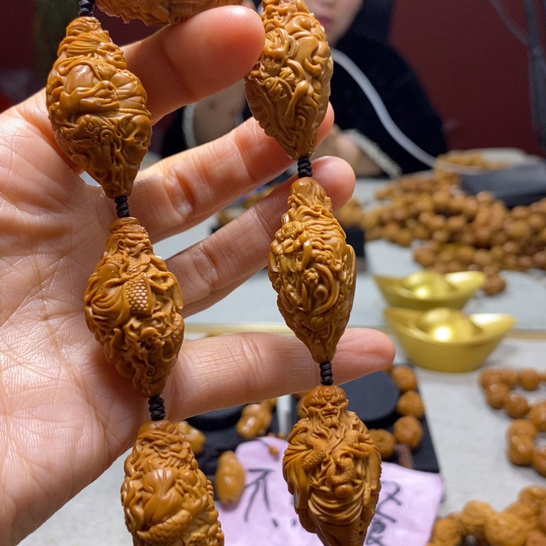 橄榄核吊坠橄榄树