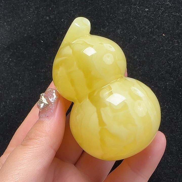 蜜蜡珠宝奇石未镶嵌