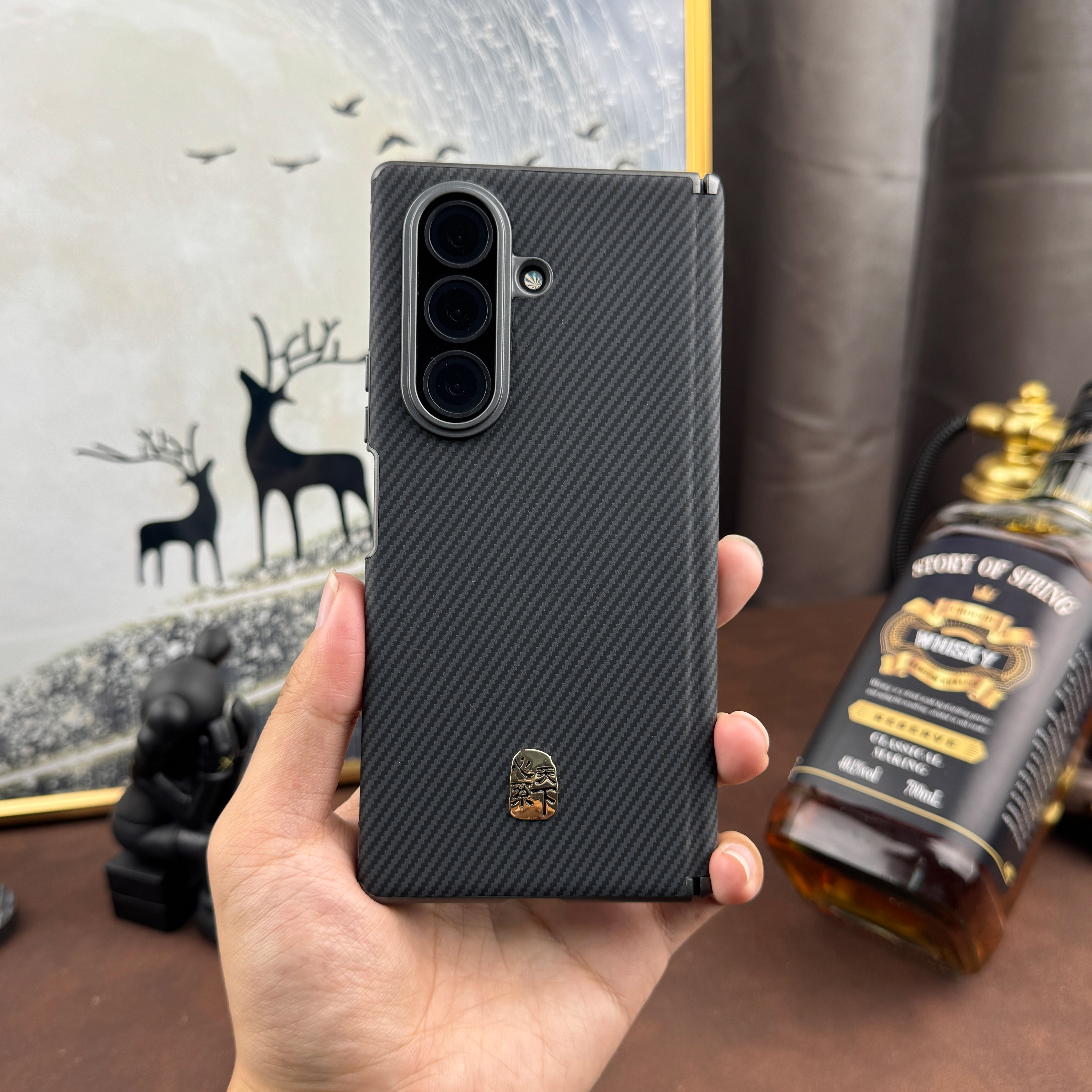 适用三星Galaxyzfold67手机壳高档碳纤维纹w25心系天下商务双中轴