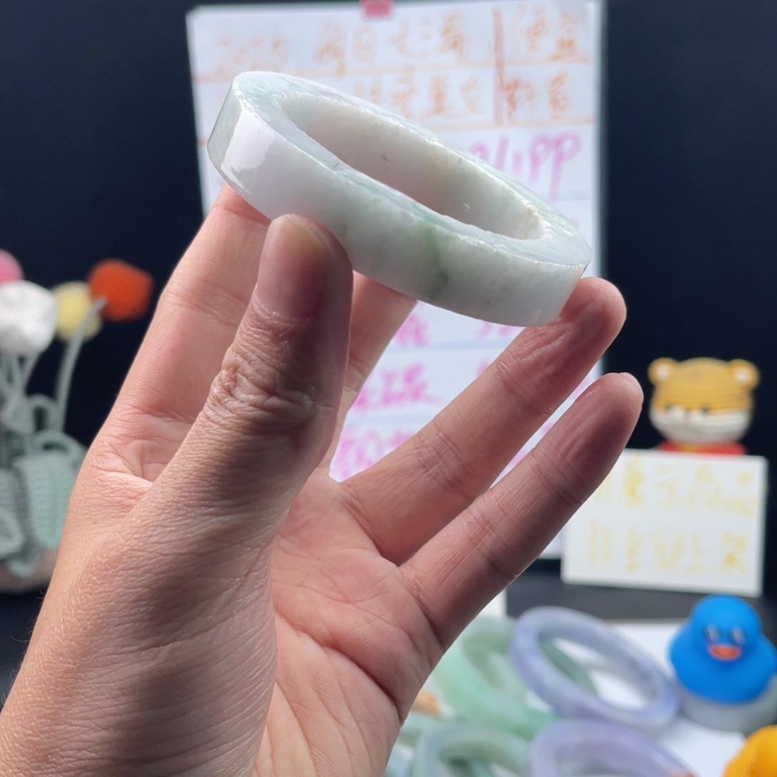 【闪购商品】定制翡翠手镯未镶嵌
