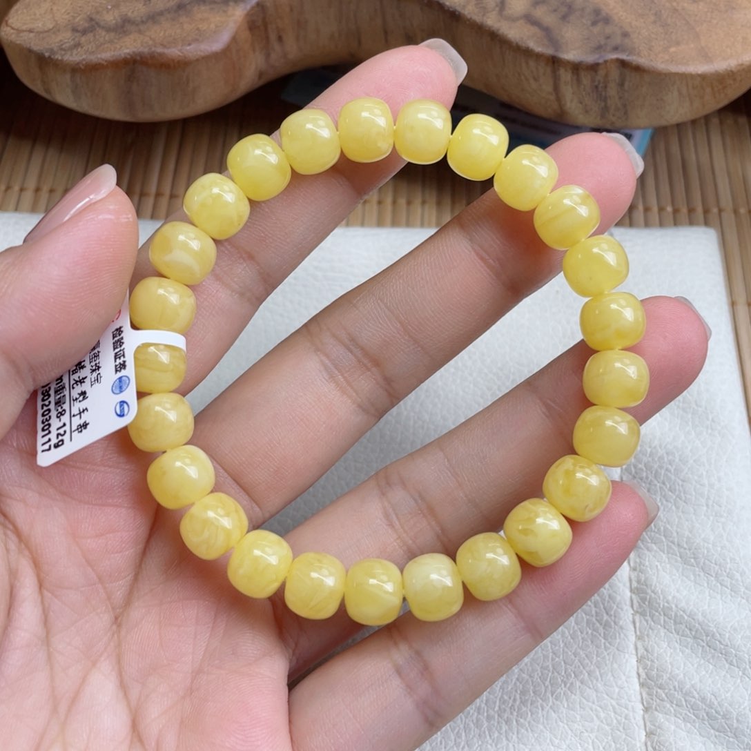 蜜蜡裸石未镶嵌蜜蜡