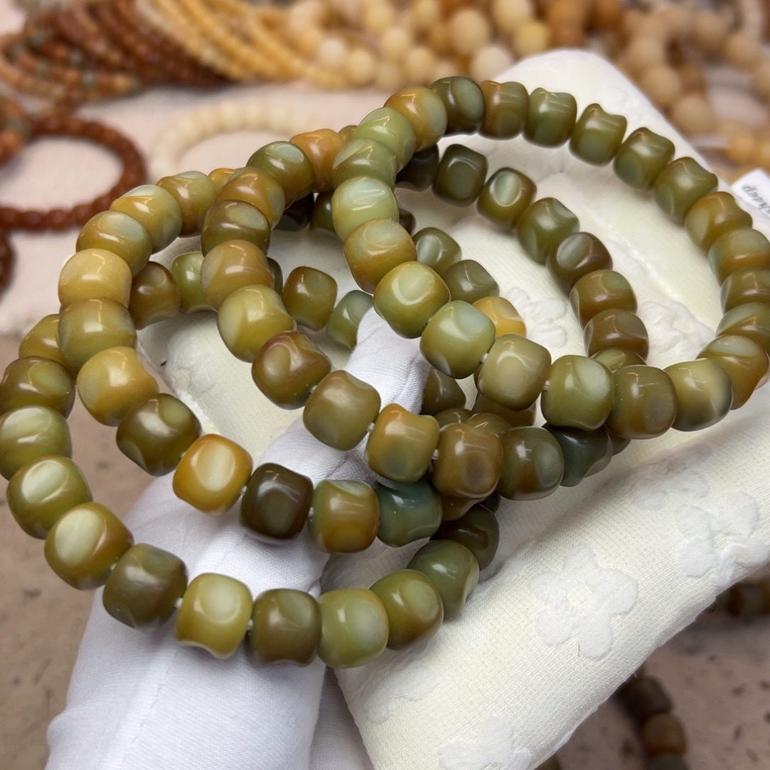 吊坠菩提根/象牙果14干磨驼骨发一条650