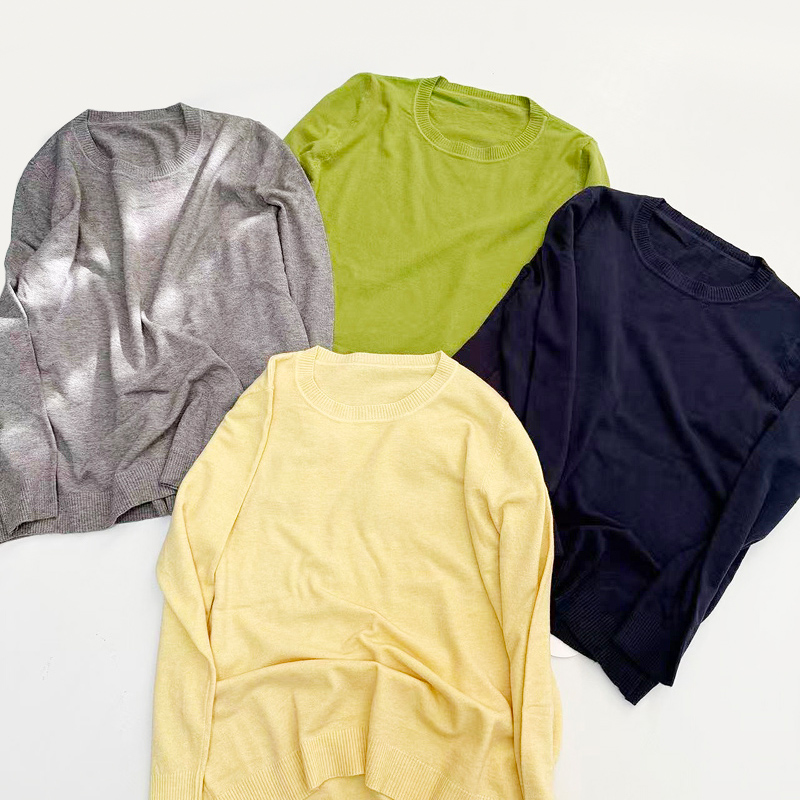 大码极简风圆领长袖针织衫 胖mm女百搭基础款大码内搭上衣