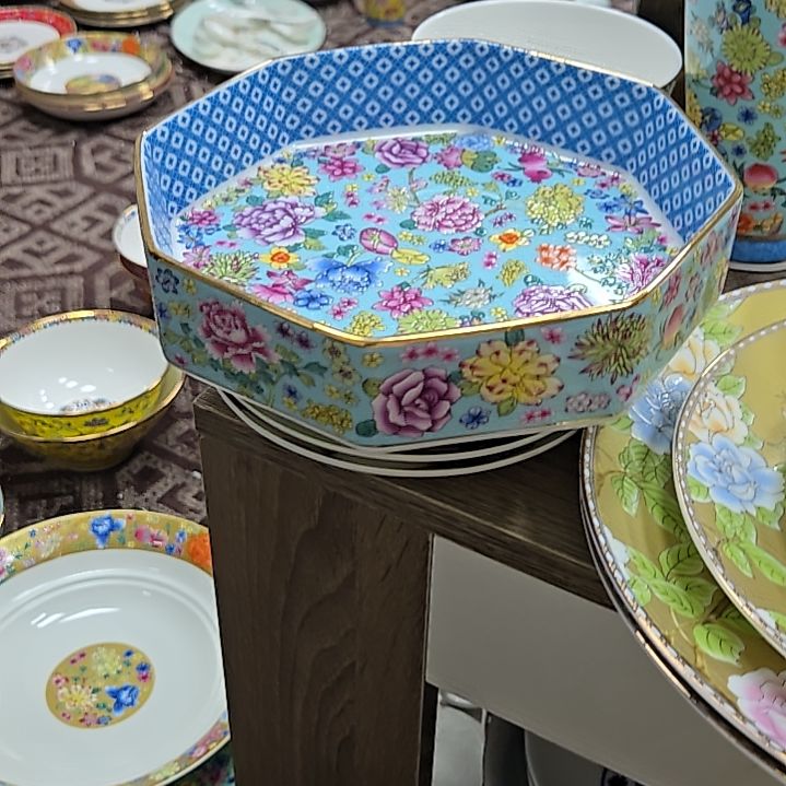 瓷片珐琅彩万花7寸1个果盘666666