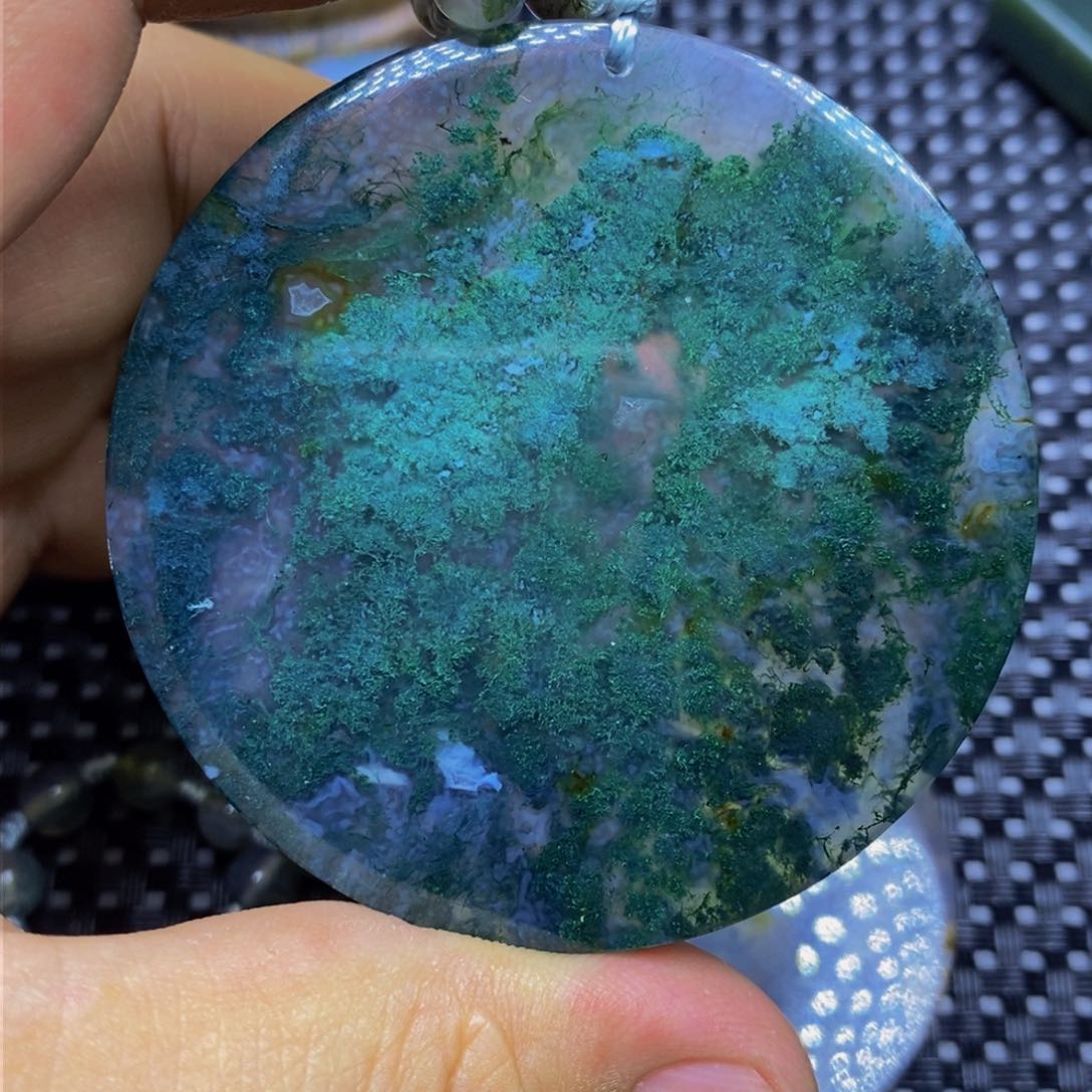 玛瑙/玉髓颈饰未镶嵌张****师