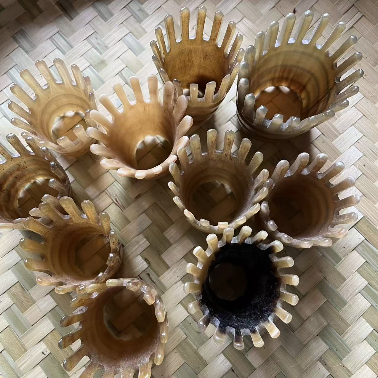 牛角按摩梳（颜色随机）【阿豪精选】