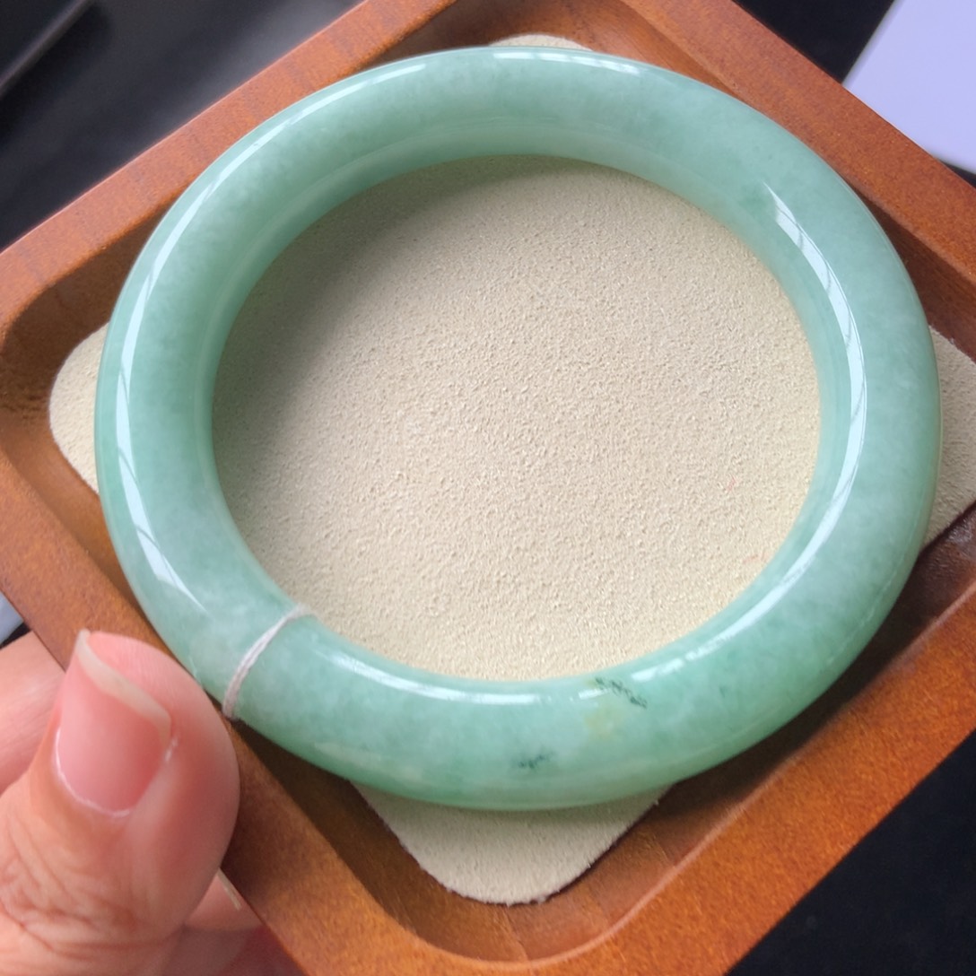 翡翠手镯未镶嵌58号59.1-10.8-11