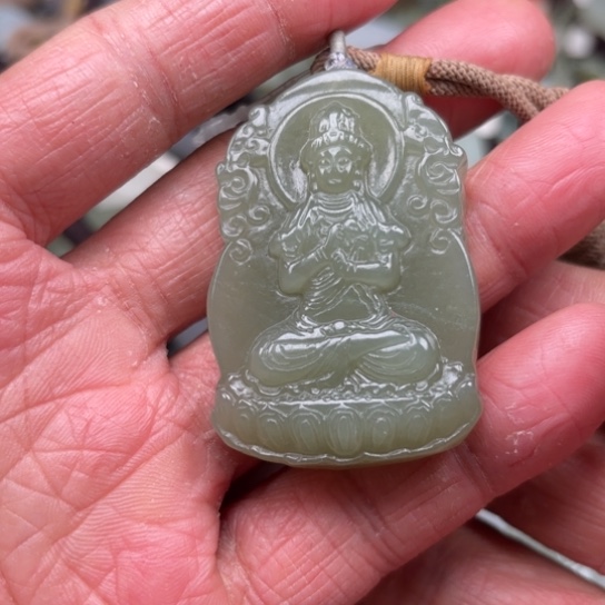 和田玉吊坠未镶嵌