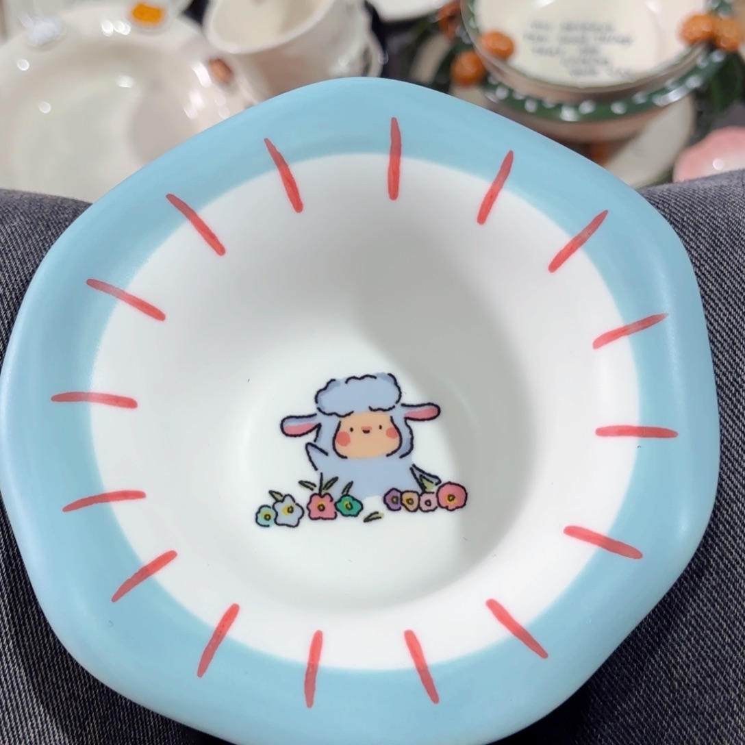白瓷小羊花朵碗酸奶碗