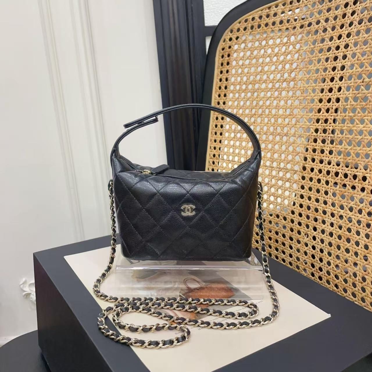 95新 Chanel/香奈儿  25c饭盒包黑金鱼子酱芯片款/72373680