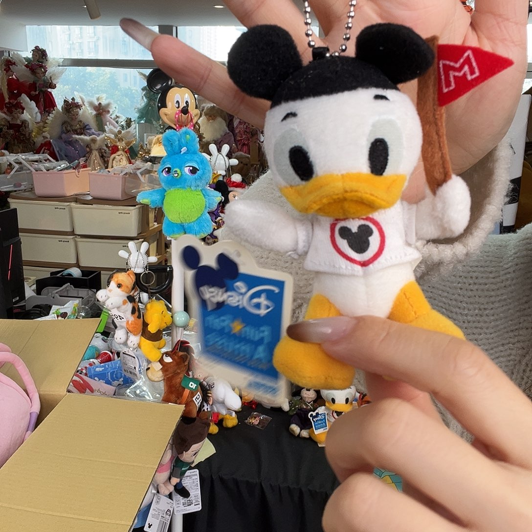 毛绒729号米奇帽子鸭鸭挂件