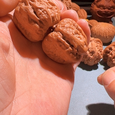 文玩核桃把件蛤蟆头32