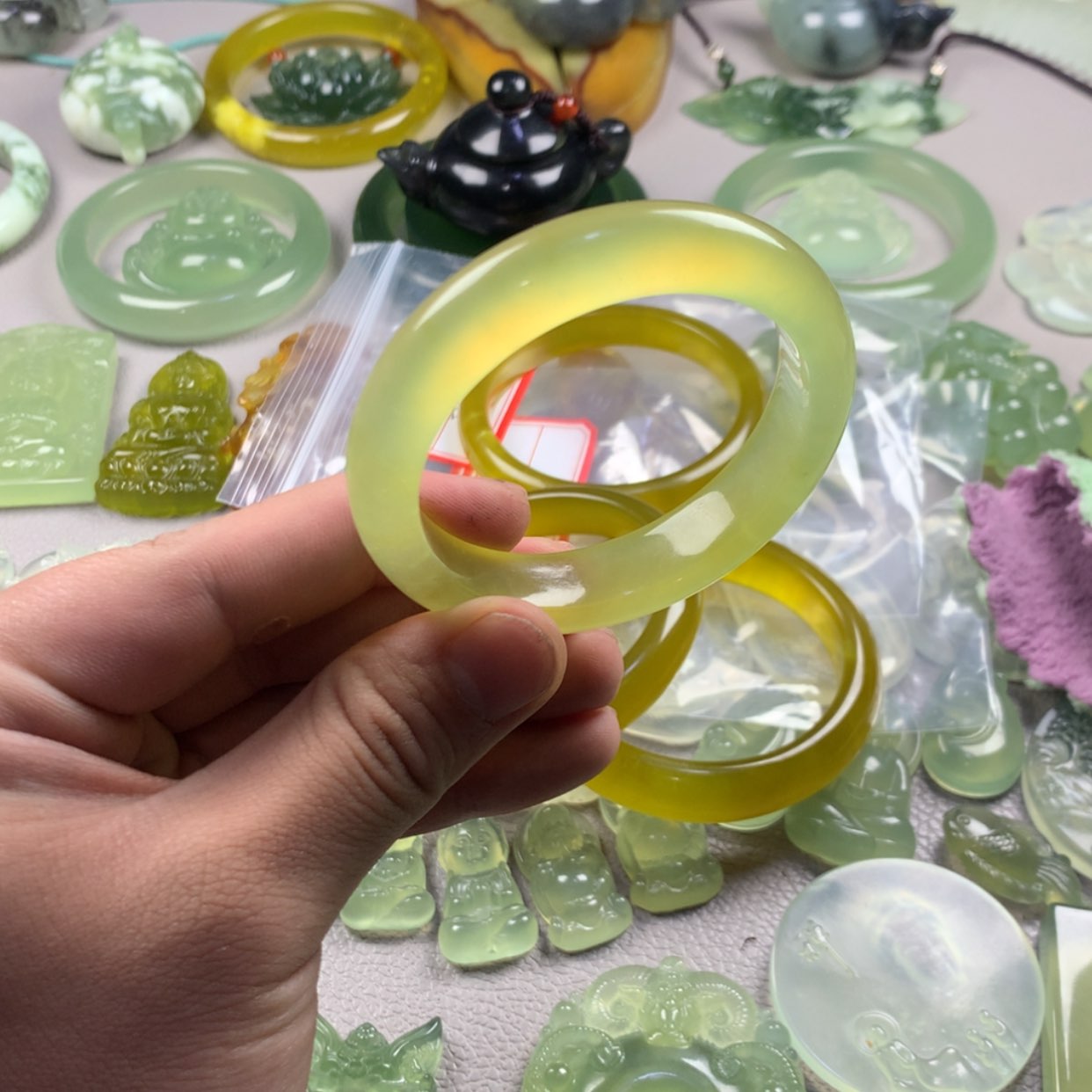 【闪购商品】蛇纹石玉未镶嵌岫玉