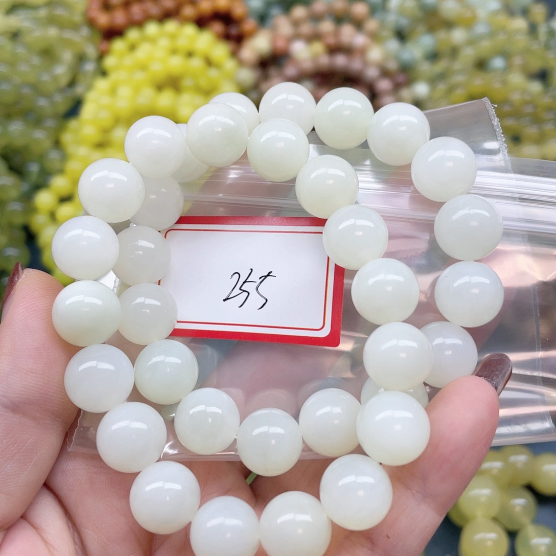 未镶嵌蛇纹石玉手串叶****i