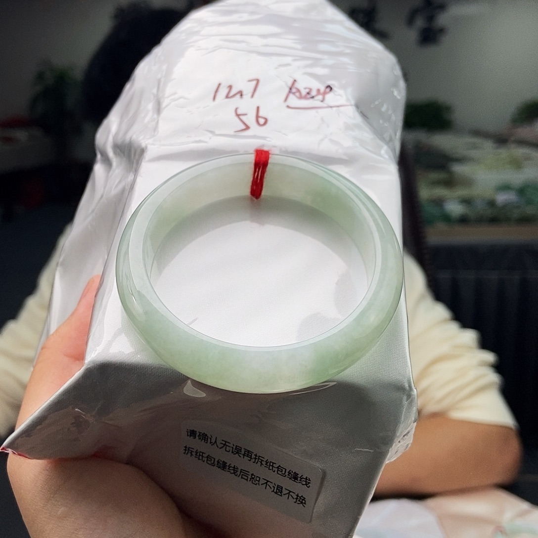 翡翠未镶嵌手镯拍一发一