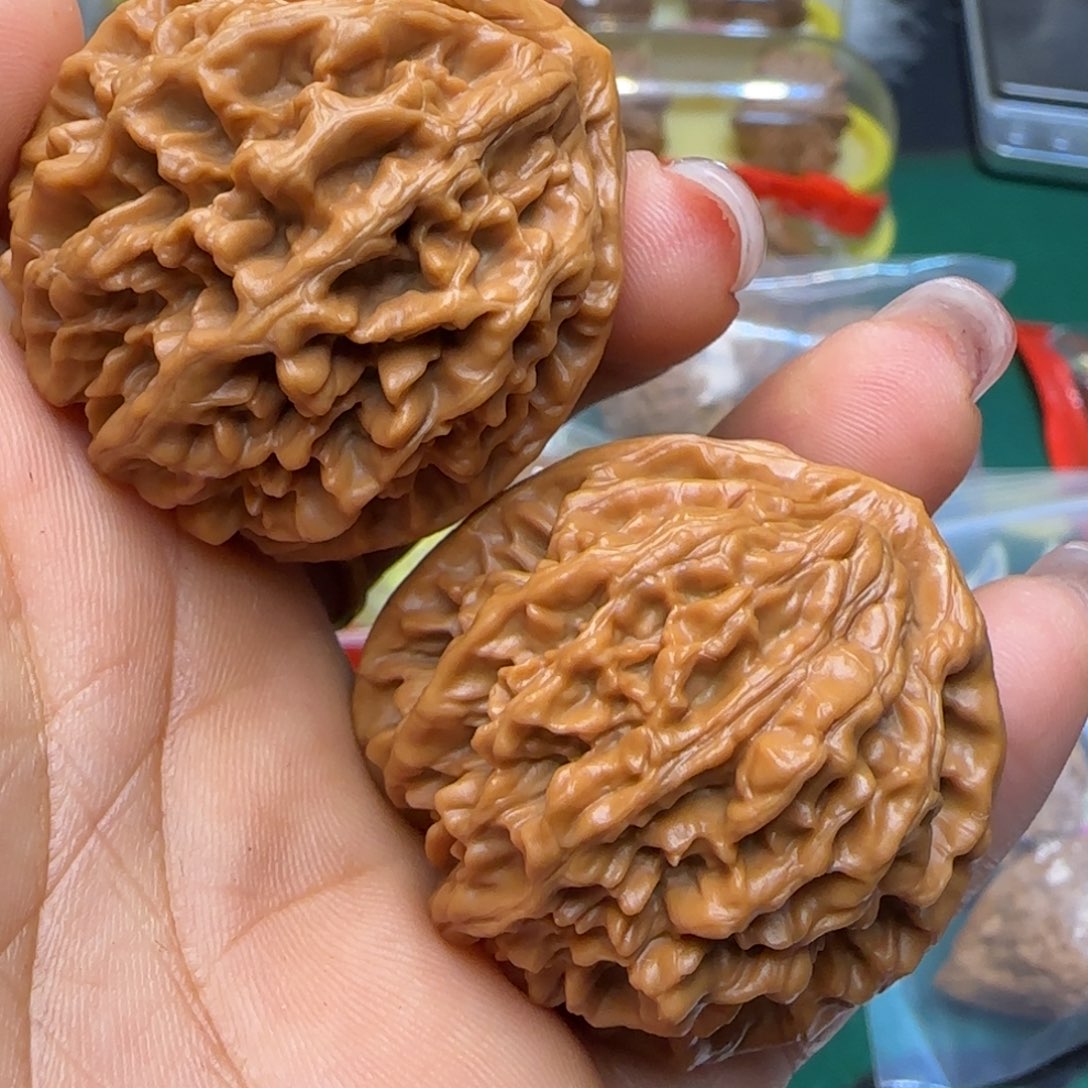 文玩核桃吊坠39卧龙粗筋