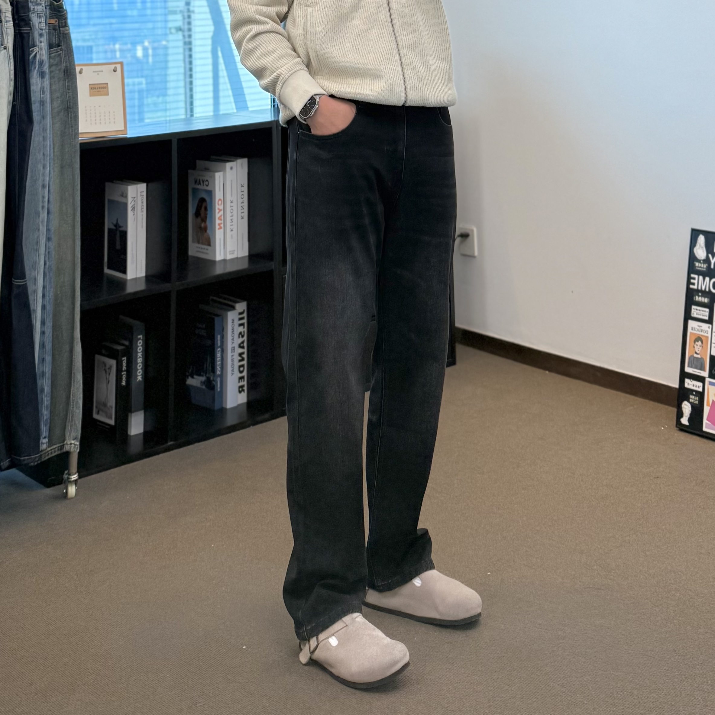 秋冬  美式黑底棉感弹力直筒牛仔裤  高街宽松复古休闲
