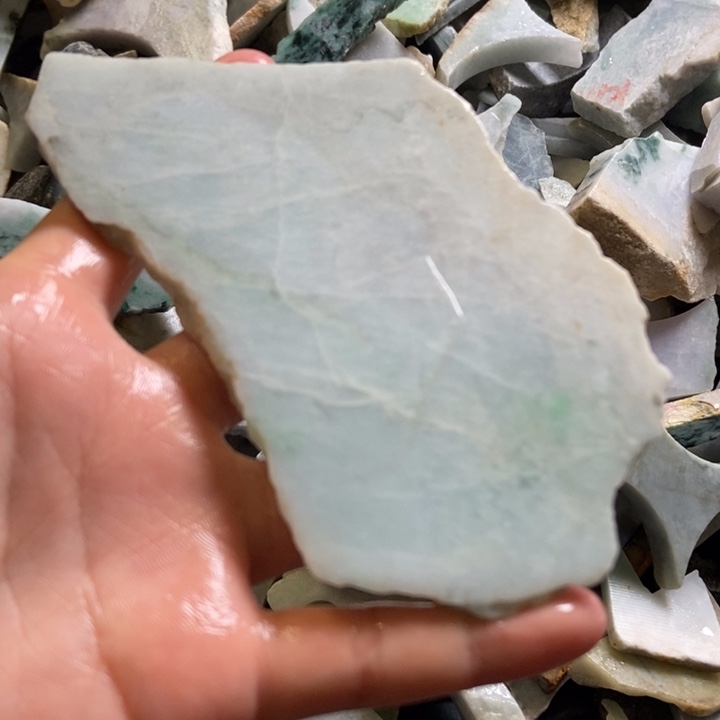 翡翠颈饰未镶嵌天然翡翠