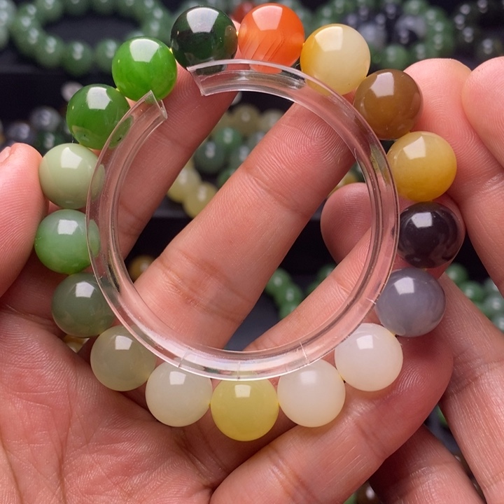 和田玉未镶嵌手串