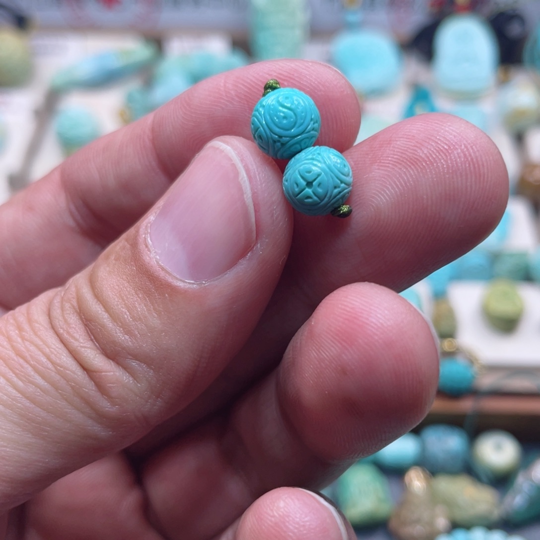 绿松石配饰未镶嵌南****