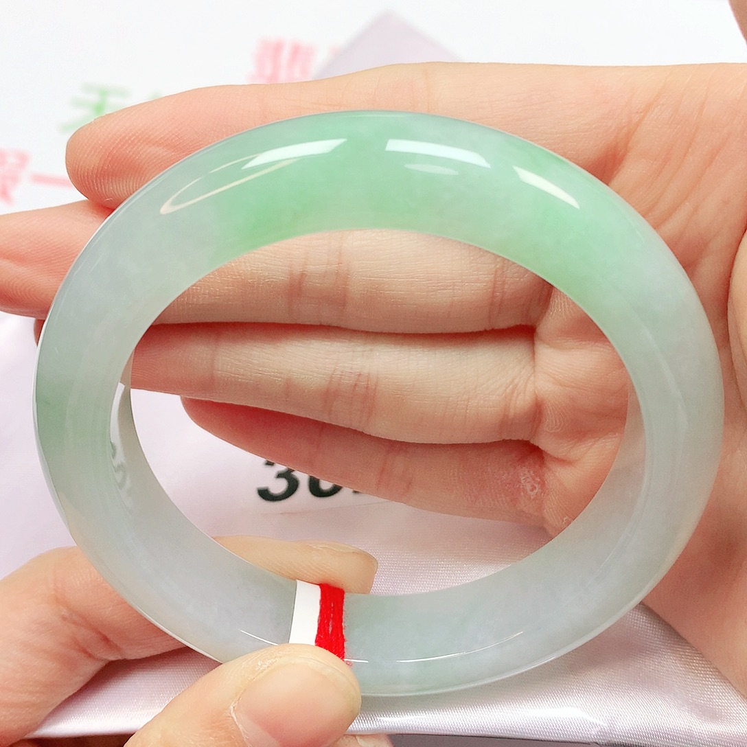 翡翠未镶嵌手镯翡翠手镯56