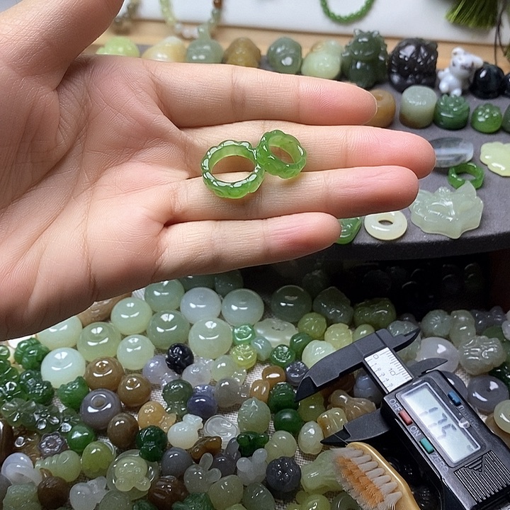 未镶嵌和田玉挂件跑环168一个多样性发其一