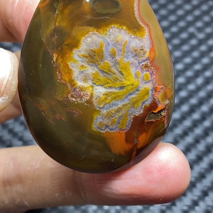 玛瑙/玉髓颈饰未镶嵌易*