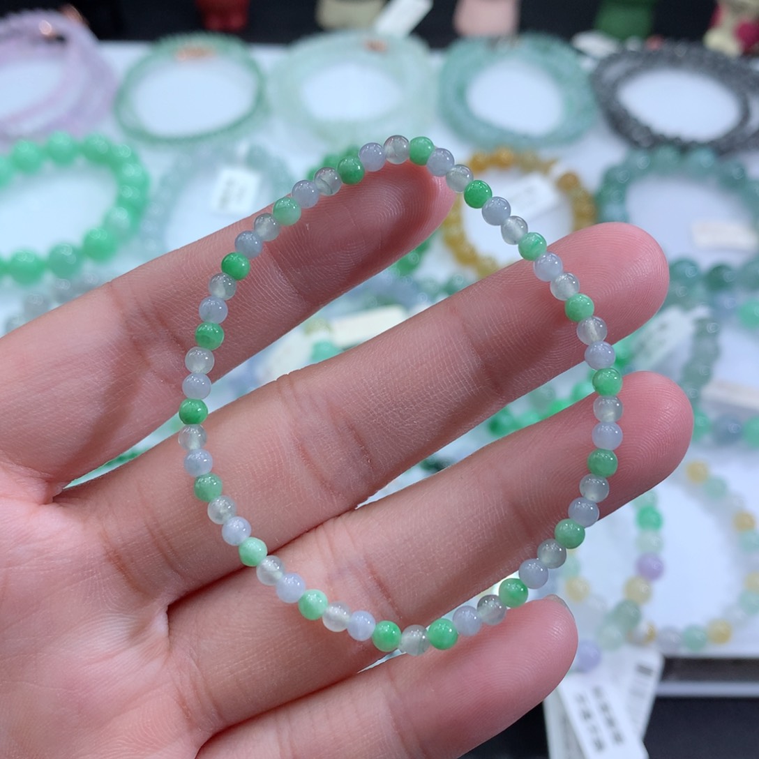 翡翠手链未镶嵌天然