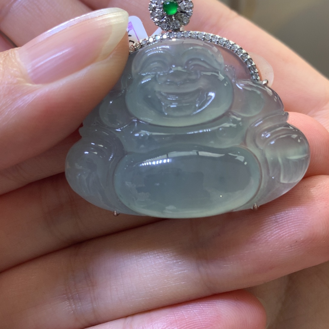 颈饰18K金镶嵌翡翠