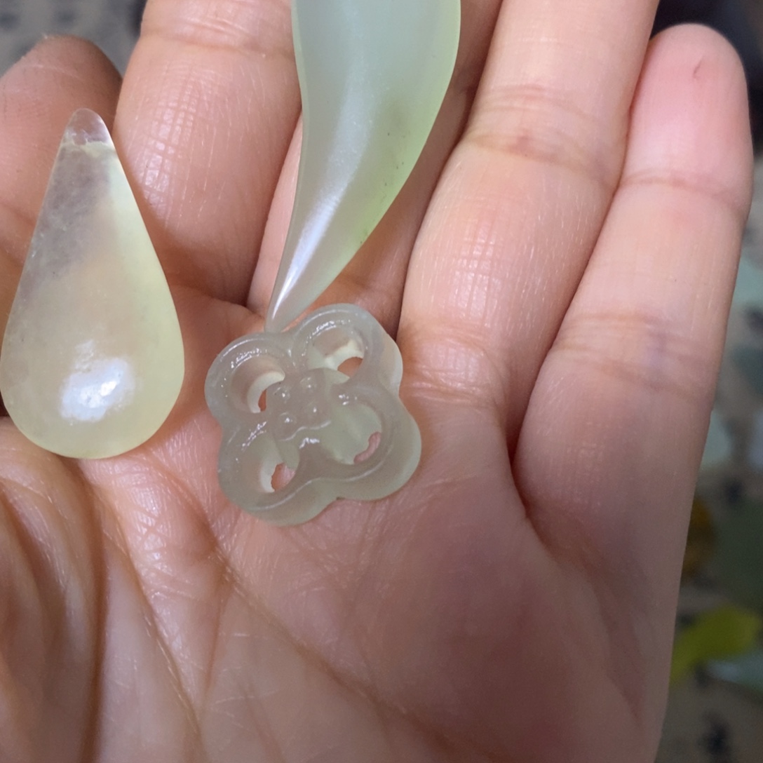 蛇纹石玉未镶嵌天然岫玉