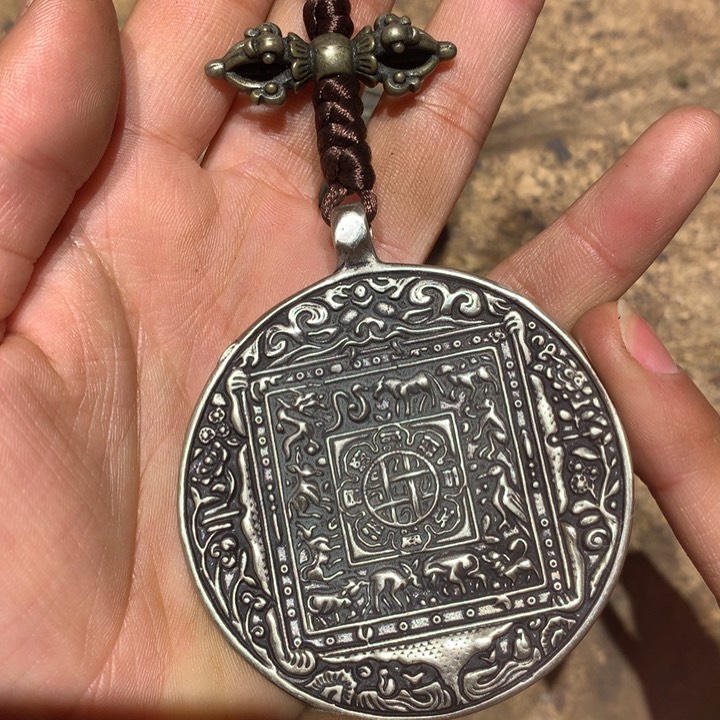 琉璃颈饰喜欢的朋友